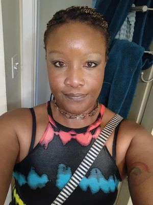 Abbie, 42