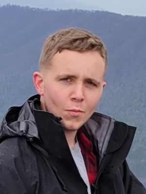 Andy, 24