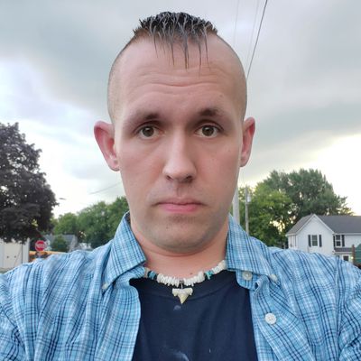 Chris, 35