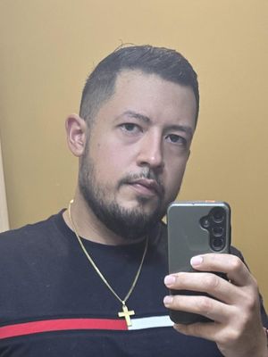 Edgar, 34