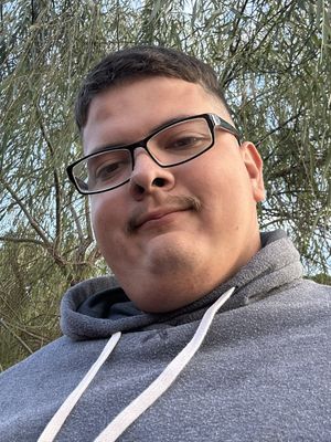Kenny, 25