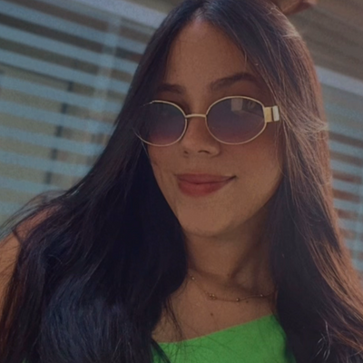 Aline, 34
