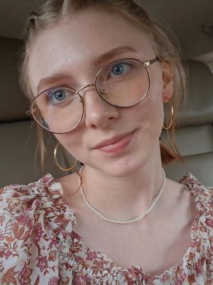 Clare, 18