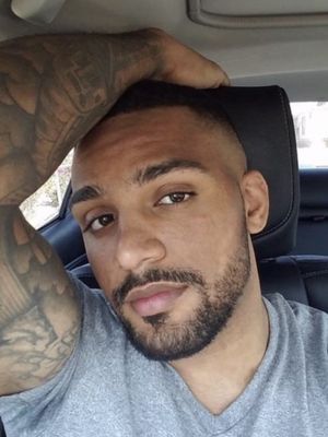 Miguel, 40