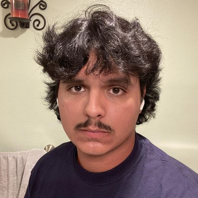 Luis, 21