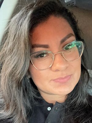 Veronica, 41