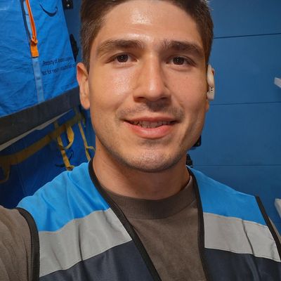 Giovanni, 29