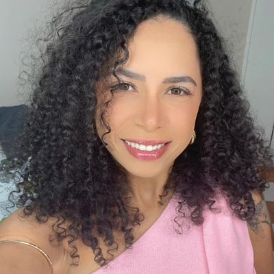 Ari, 34