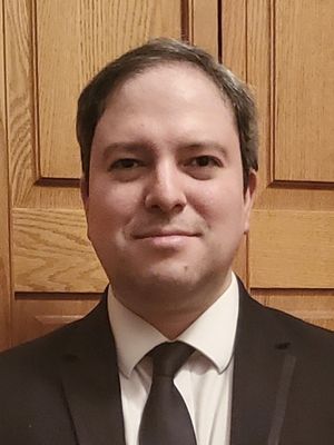 Luis, 41
