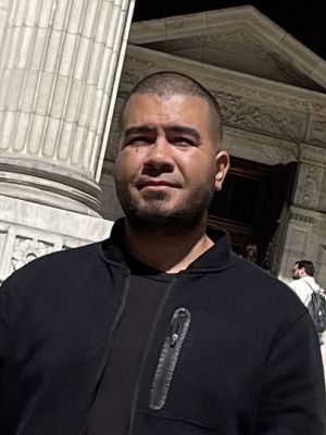 Javier, 40
