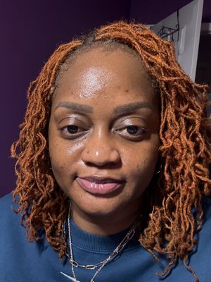 Sandrine, 34