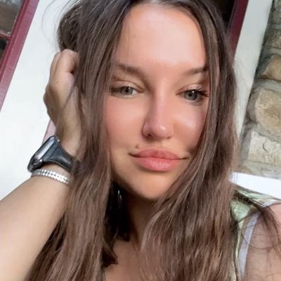 Agnes, 40