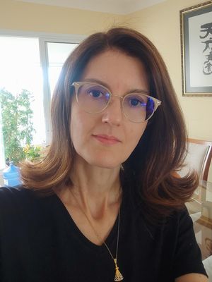 Valeria, 50