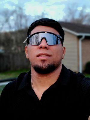 Rene, 25