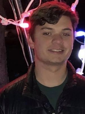 Zach, 27