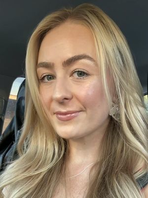 Karine, 28
