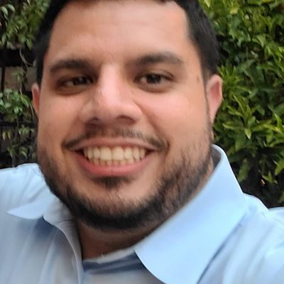 Dennis, 35