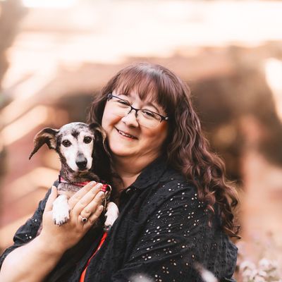 Amanda, 42