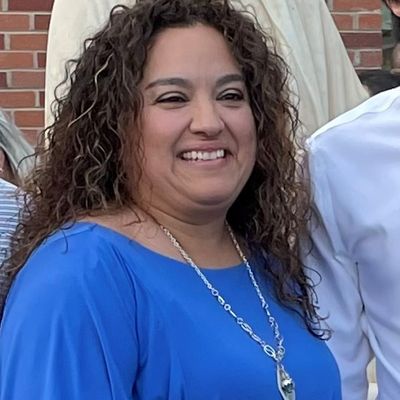 Veronica, 51