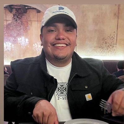 Juan, 30
