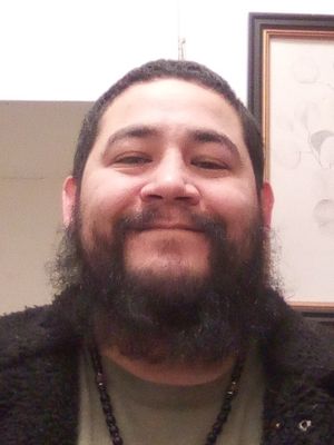 Thomas, 37