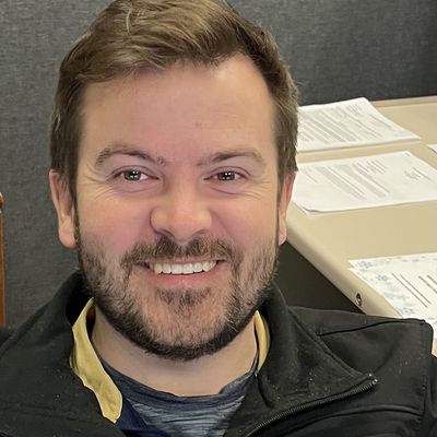 Alex, 30