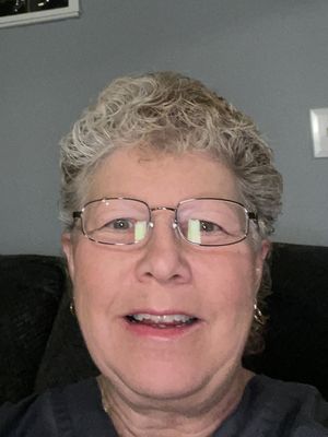 Suzanne, 59