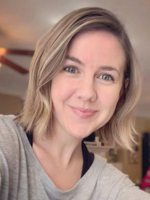 Gloria, 40