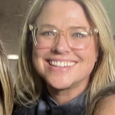 Kristin, 52