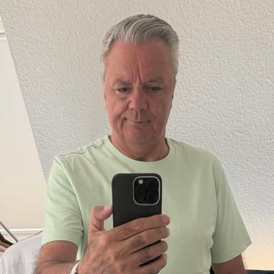 Ronald, 72