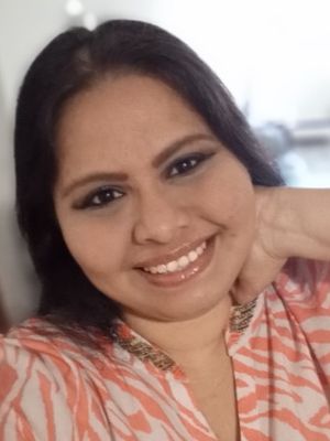 Marisela, 33