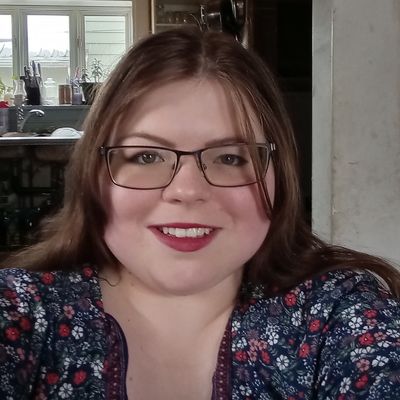 Madelyn, 23