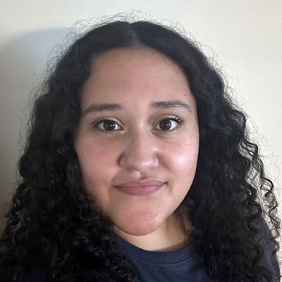 Gaby, 24