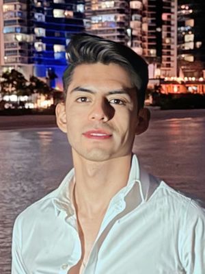 Diego, 26