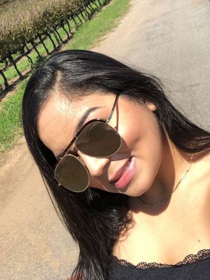 Ana, 27