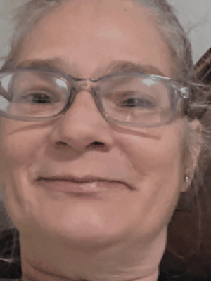 Traci, 53