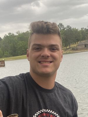 Josh, 22
