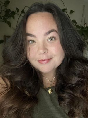 Jenna, 29