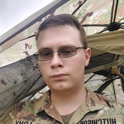 Kurt, 24
