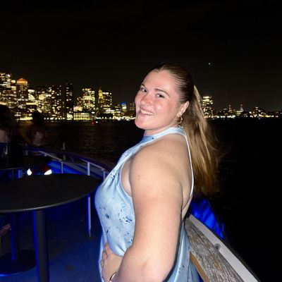 Brianne, 23