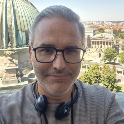 Andre, 52