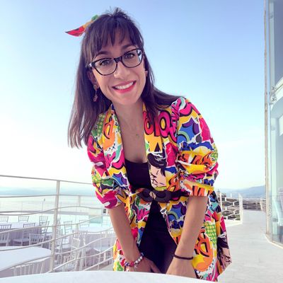 Chiara, 38