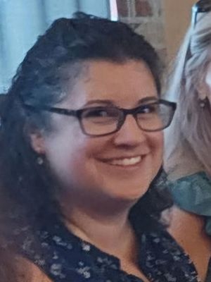 Amy, 44