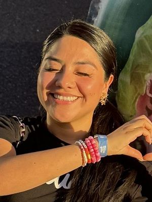 Jos, 32
