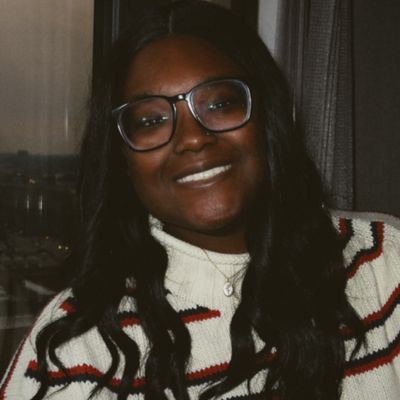 Rachel, 26