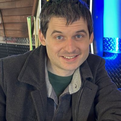 Alex, 37