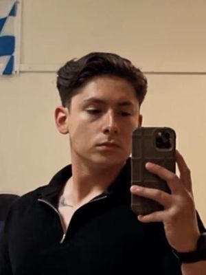 Luis, 23