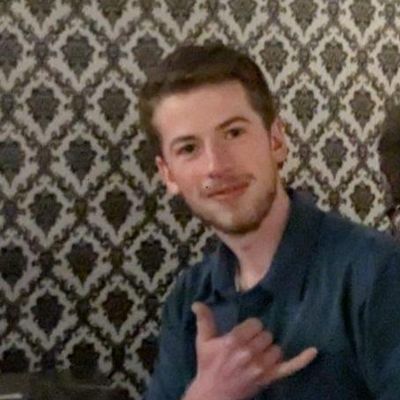 Max, 22