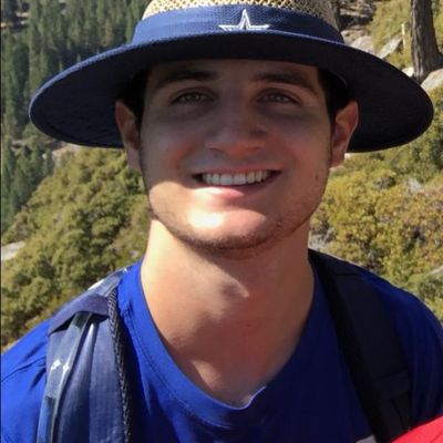 Daniel, 28
