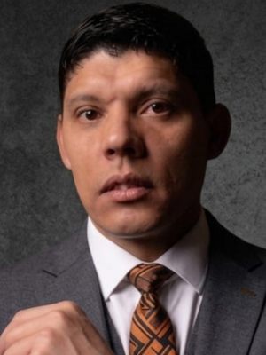 Samuel, 41